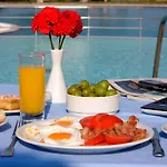 Hotel Plaza 3*