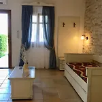 Plaza Ξενοδοχείο 3*