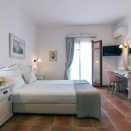 Plaza Ξενοδοχείο 3*
