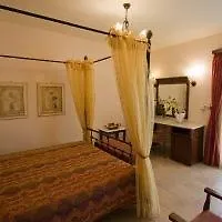 Plaza Hotel 3*