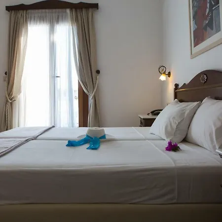 Hotel Plaza Plaka (Naxos)