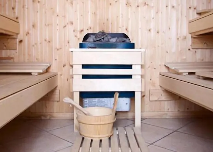 普拉萨海滩酒店 Pláka